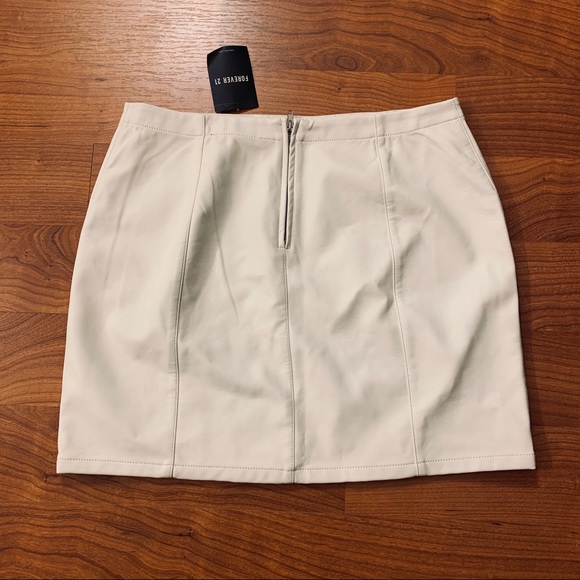 FOREVER21 Skirts - Picture 5 of 6